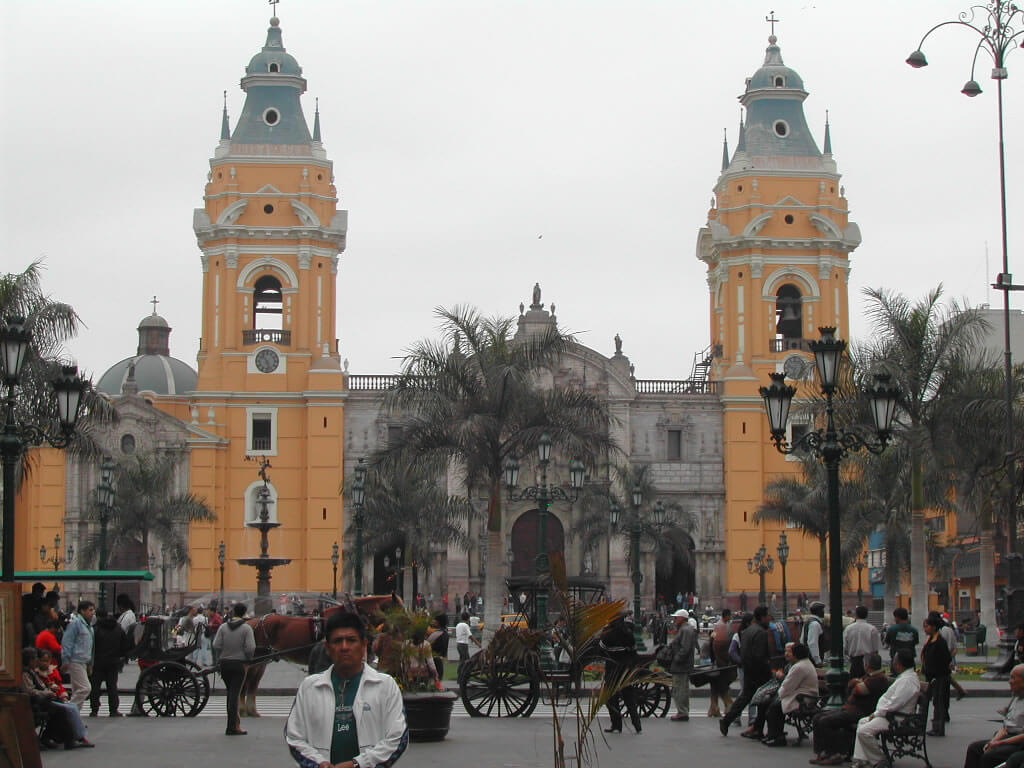 Lima's Historic Center: A Timeless Treasure Trove of Spanish Colo…